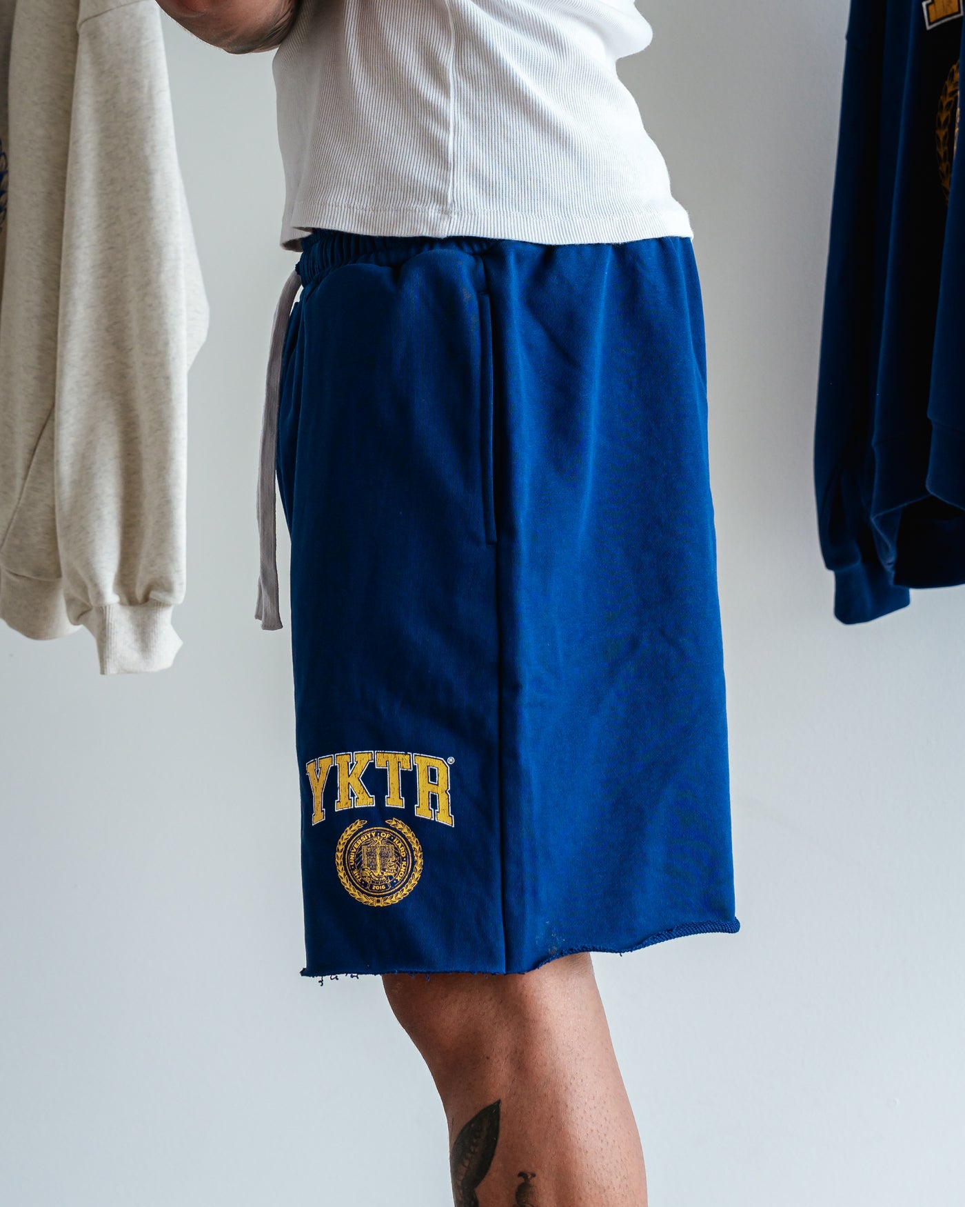 VARSITY CORE SHORT - NAVY